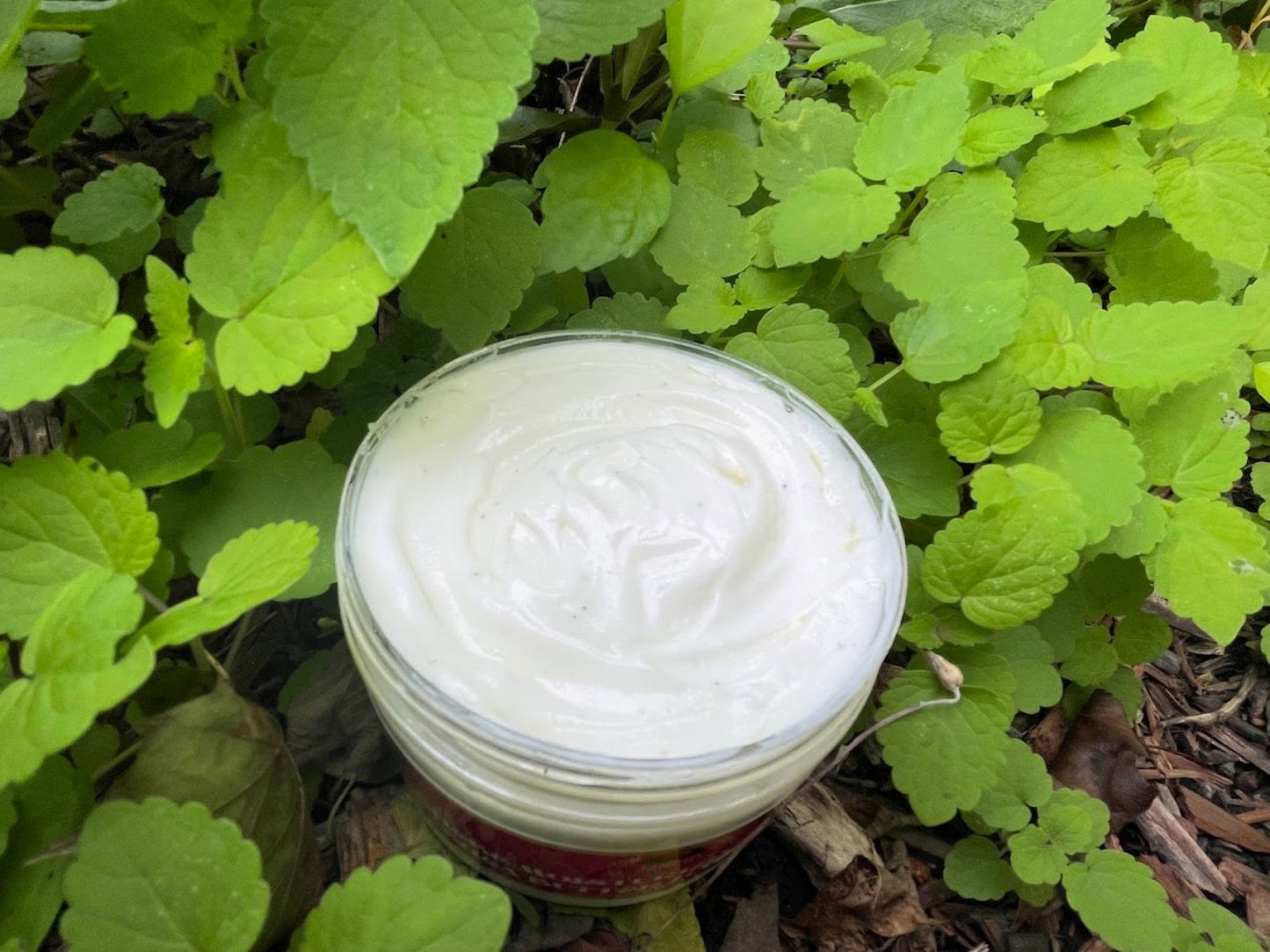 10 oz. Chebe Moisturizing Leave-in Hair Cream
