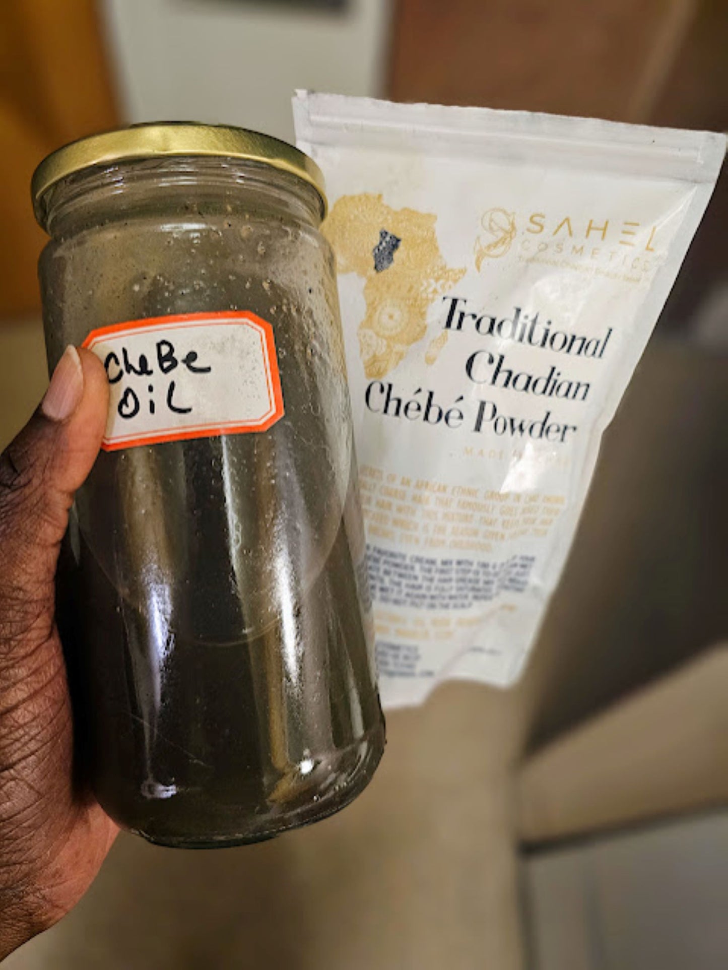 4 oz. Chebe Stimulating Hair Growth Oil.