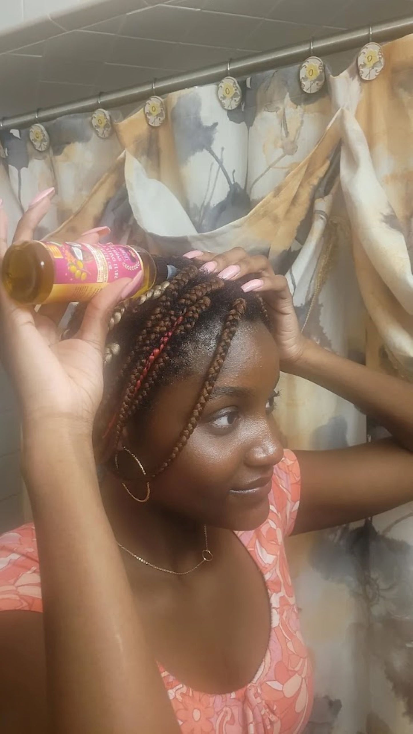4 oz. Chebe Stimulating Hair Growth Oil.